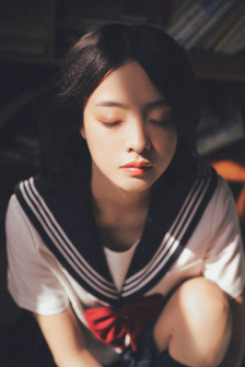 卖保险的女销售